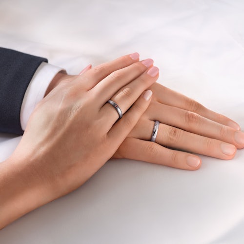 Obrączki Fairytale: białe złoto, rubin, półokrągłe, 3 mm i 4 mm